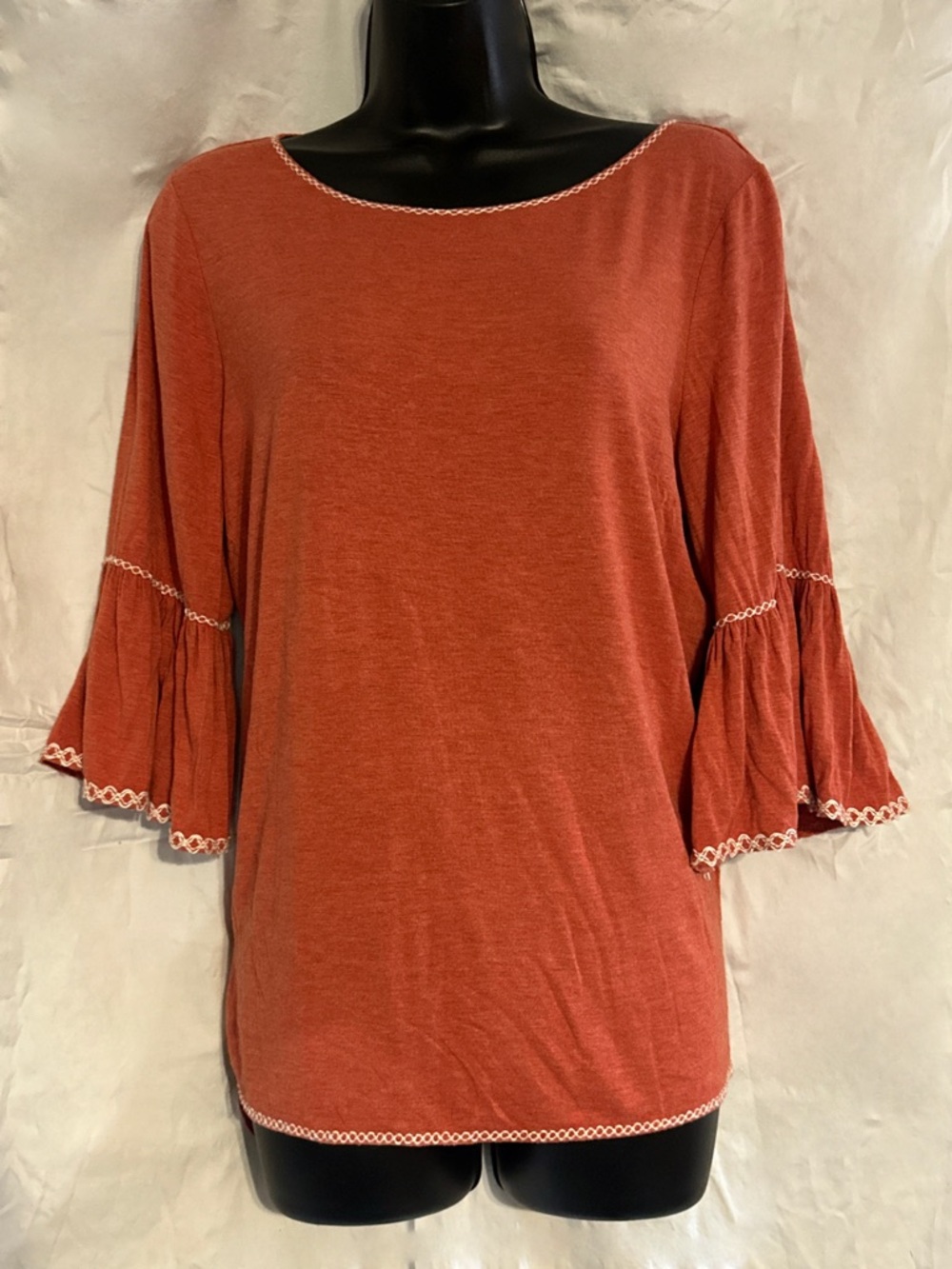 Max Studio Rust Bell Sleeve Top with White Trim